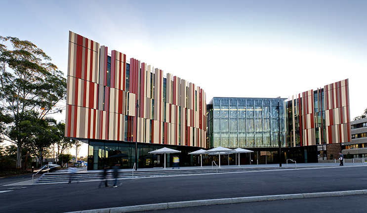 Đại Học Macquarie Sydney Úc 