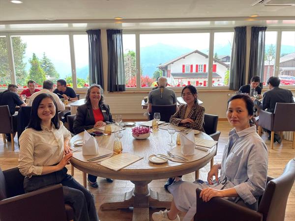 /img/newses/origin/visco_hoc-quan-tri-day-chuyen-am-thuc-o-truong-khach-san-xep-hang-2-tren-toan-the-gioi-khu-hoc-marbella-tay-ban-nha-voi-hoc-phi-ho-tro-65404-202564162318.jpeg