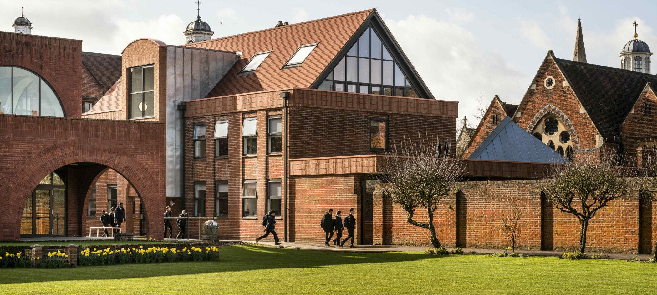 Learning-Support-SEND-Left-1-e1718642164764-2100x945